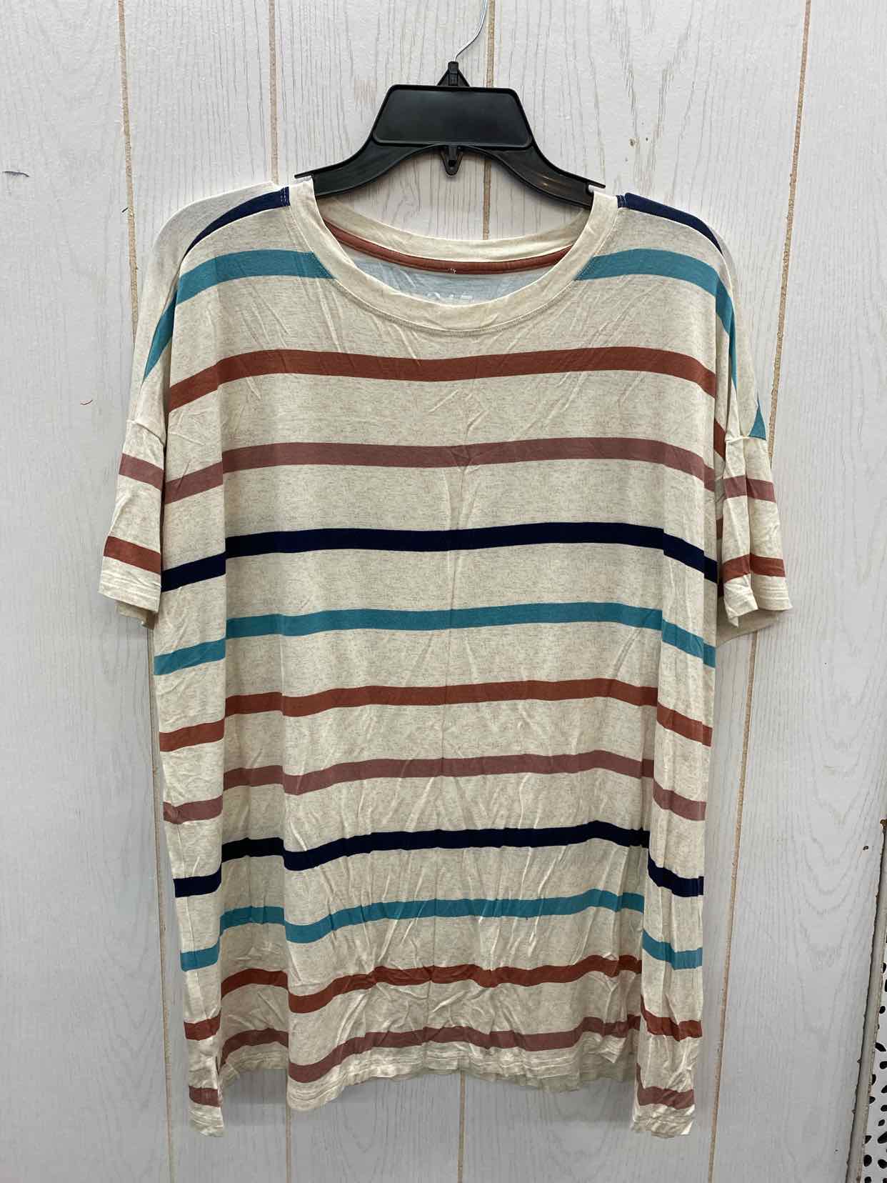 Maurices Cream Womens Size 1X Shirt