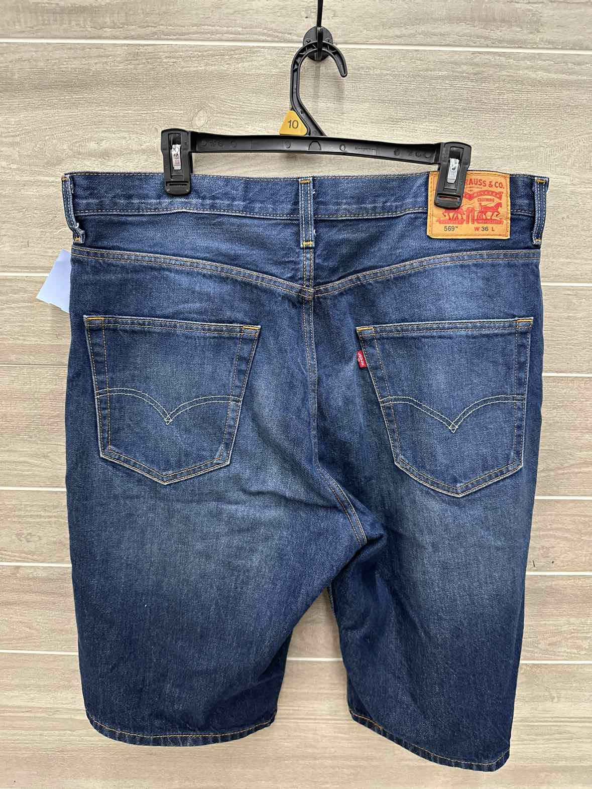 Levis Size 36 Men Mens Shorts