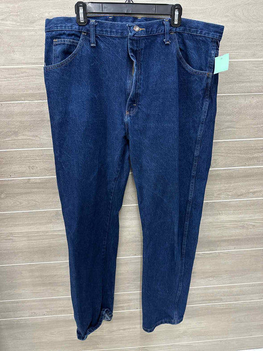 Rustler Size 40/32 Mens Jeans