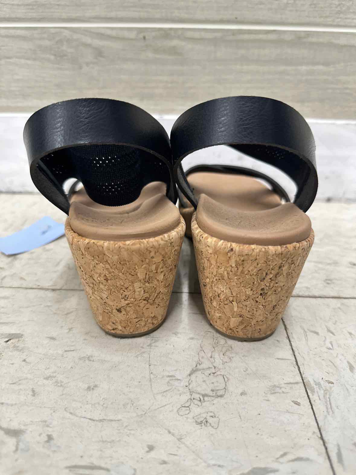 Skechers US Shoe Size 6.5 Black Womens Sandals