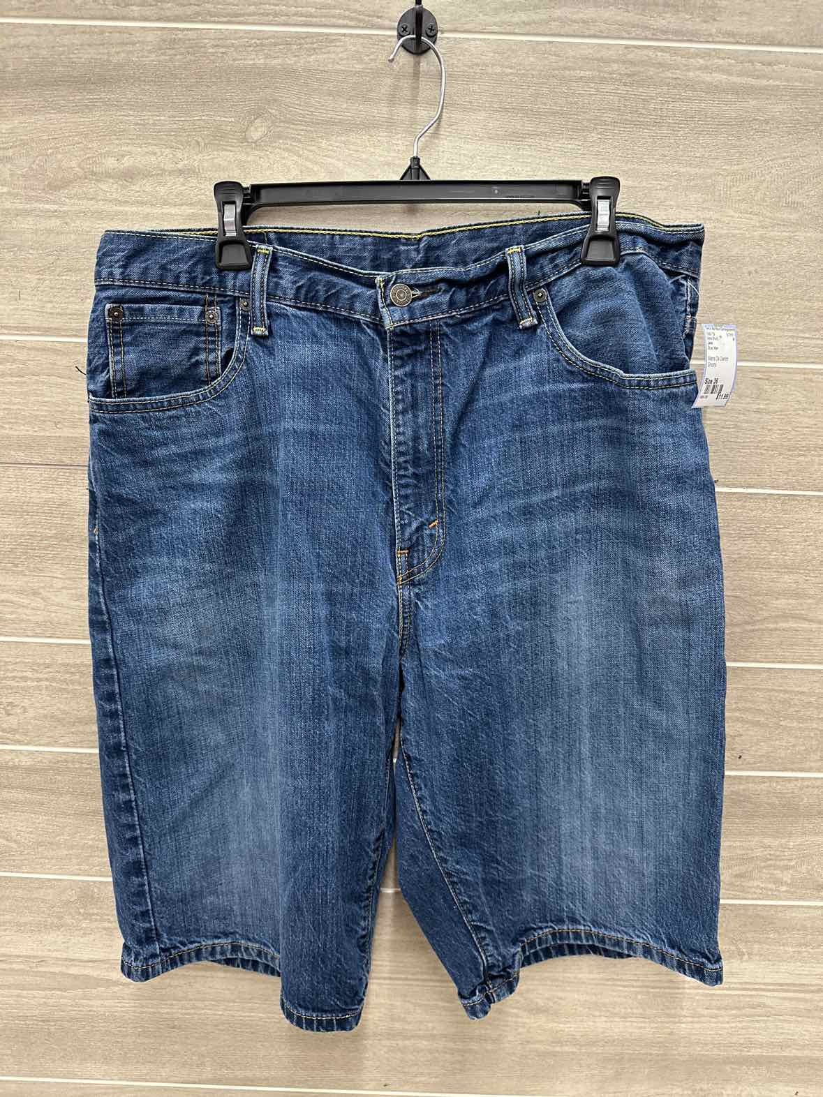 Levis Size 36 Men Mens Shorts