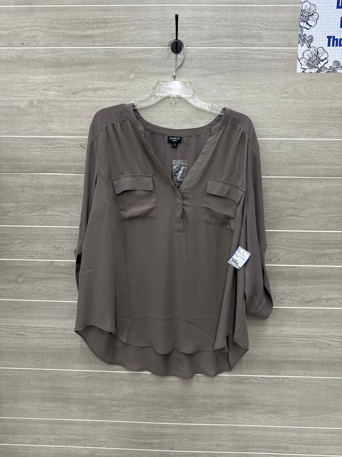 Torrid Size 2X Taupe Plus Shirt