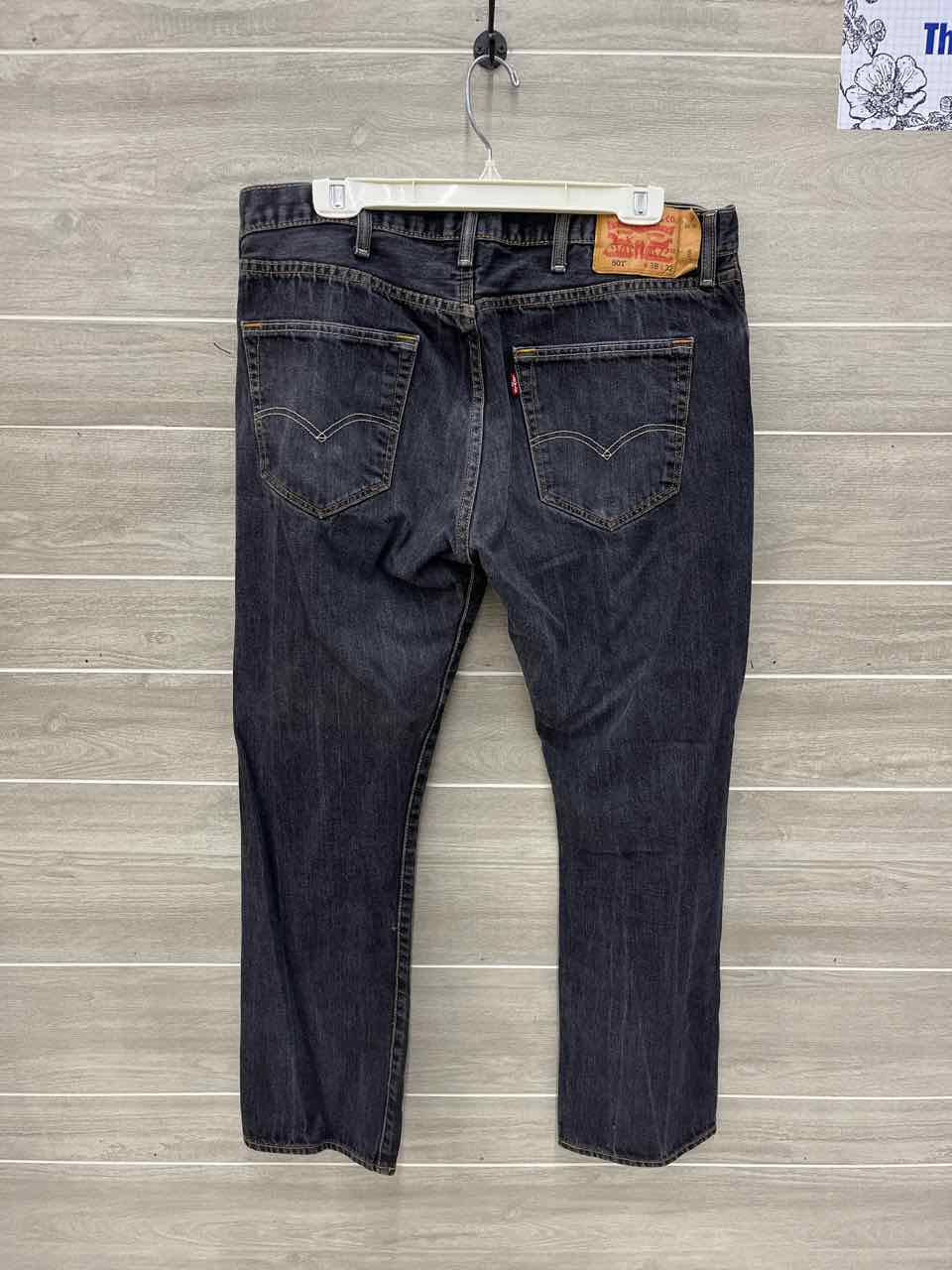 Levis Size 38/32 Men Mens Jeans