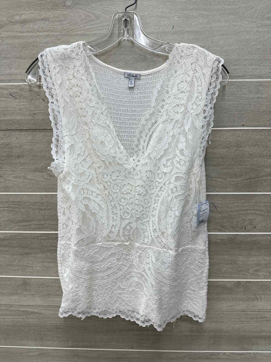 BKE Size XL White Womens Tank Top