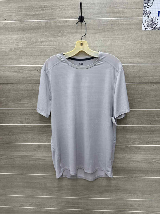 DSG Size M Men Mens T-shirt