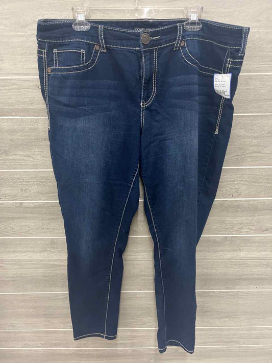 Maurices Size 18 Short Blue Plus Jeans