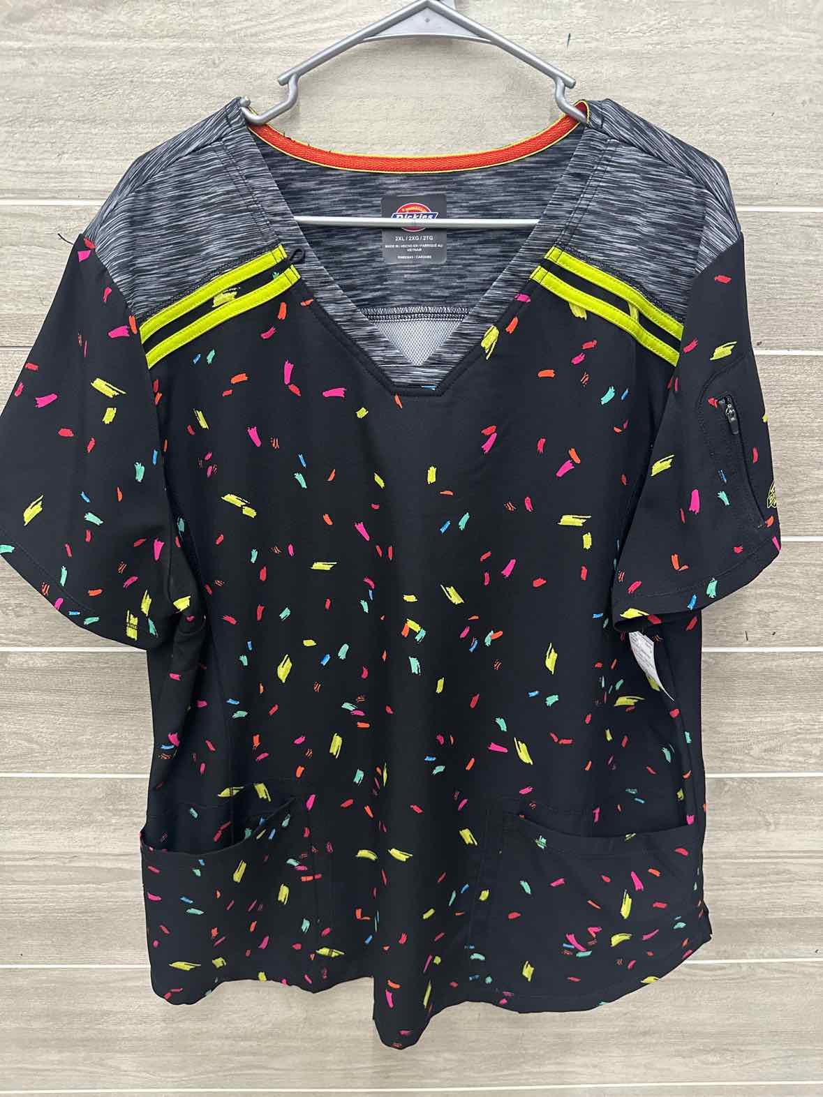 Dickies Size 2X Black Womens Scrub Top