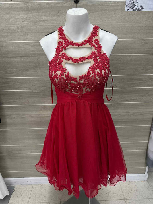 Blondie Nites Size 3 Pink Womens Gown/Evening Wear