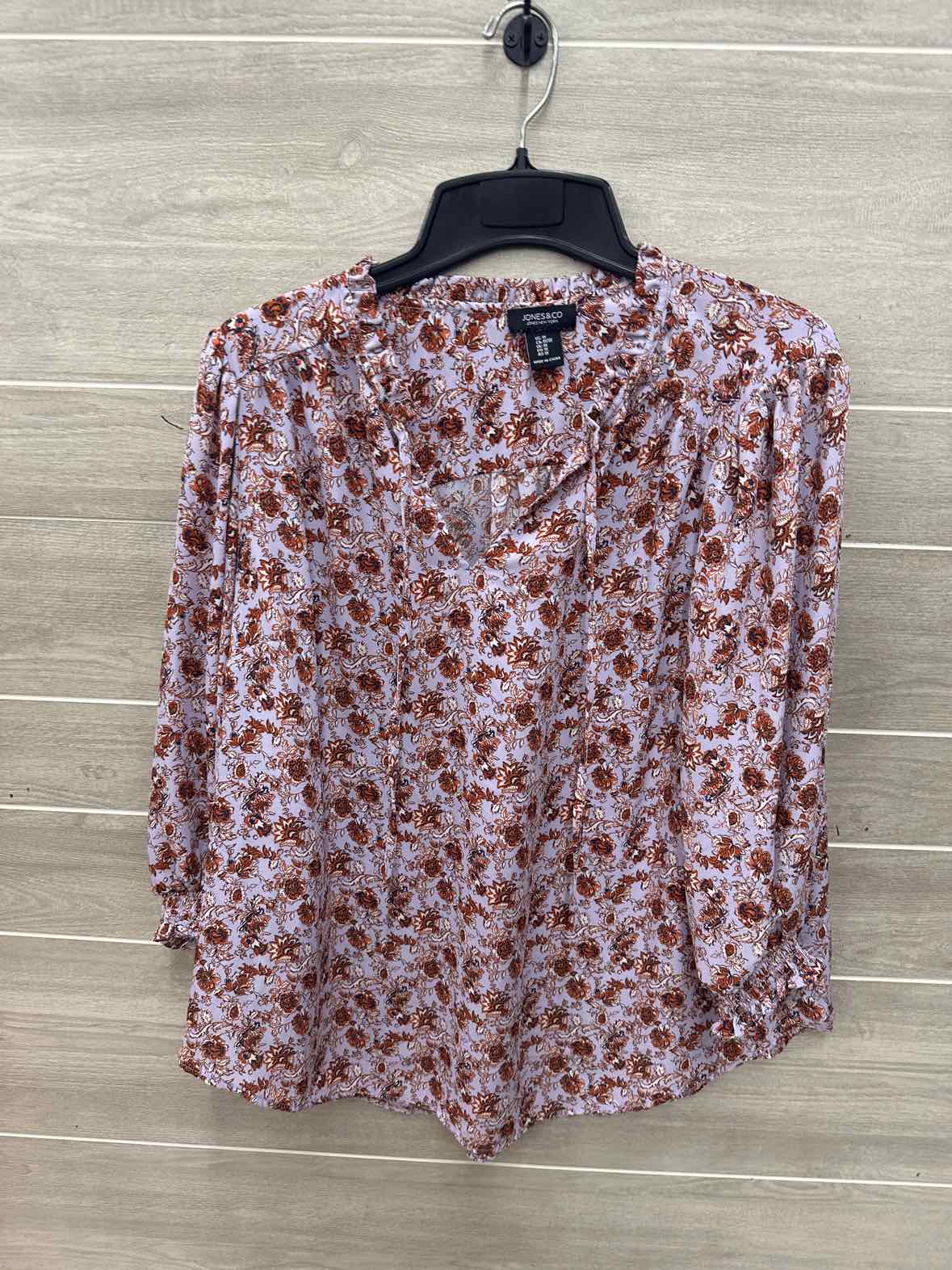 Jones & Co Size 1X Lavender Plus Shirt
