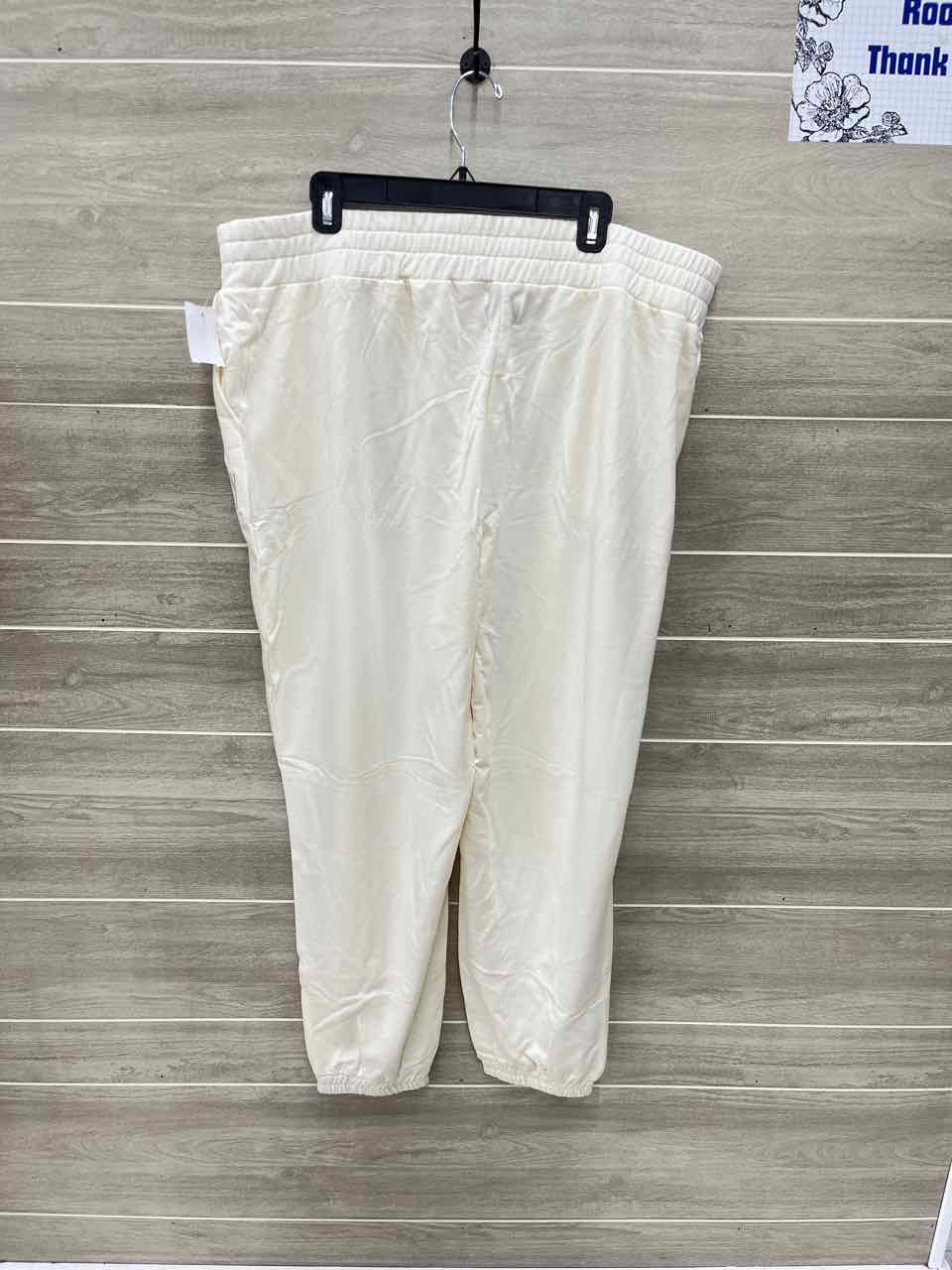 JUICY Cream Womens Women Size 3X Pants