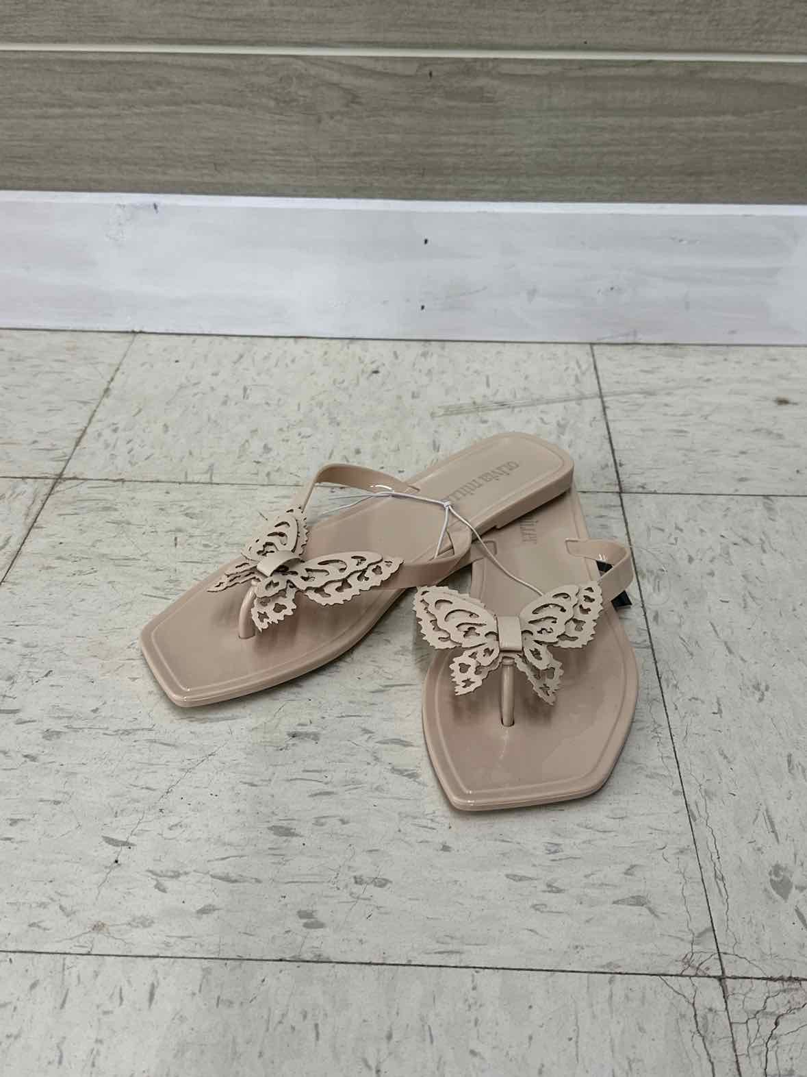 Tan Womens Size 7 Sandals