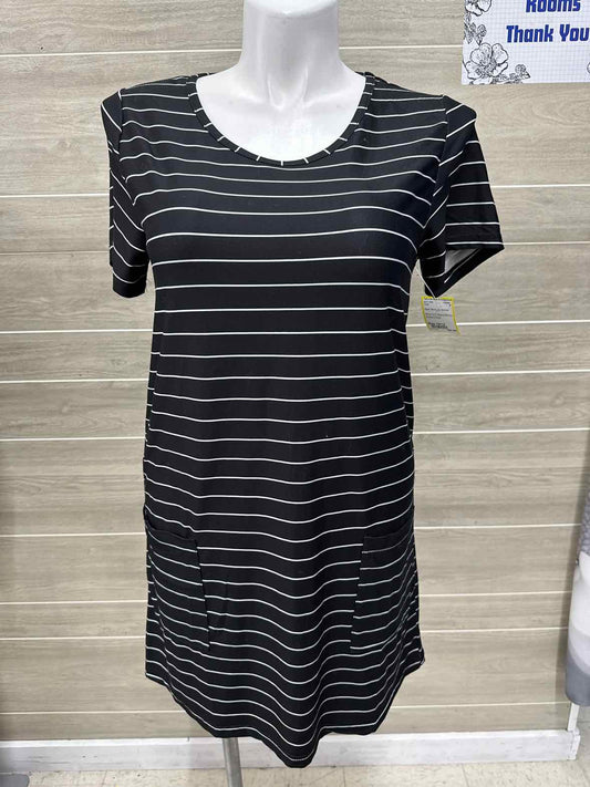 Size 10/12 Black Womens Dress