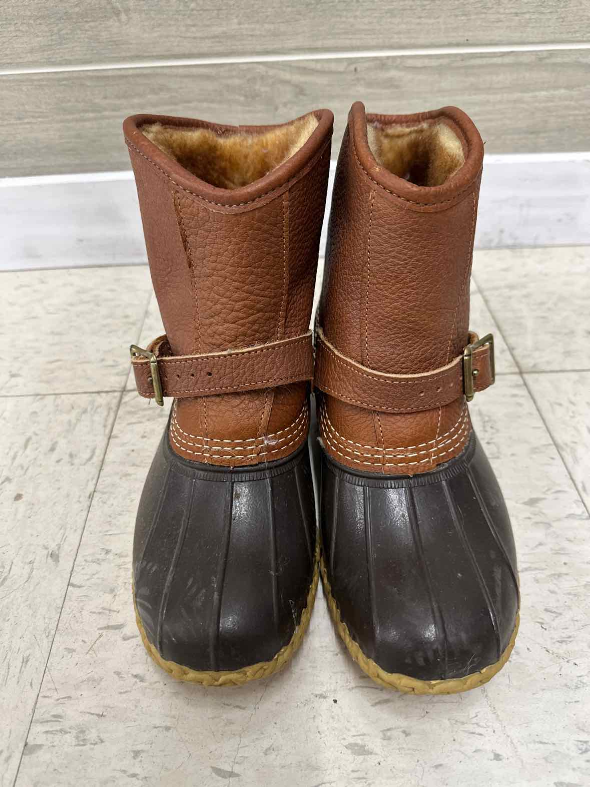 LL Bean US Shoe Size 7W Brown Womens Boots