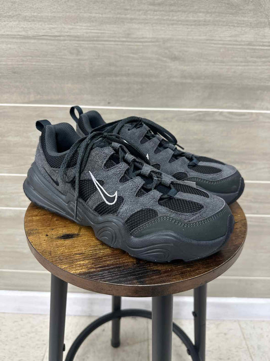 Nike US Shoe Size 9 Gray Womens Shoes/Footwear