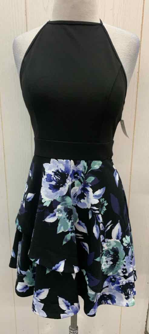 Speechless Black Womens Size 6/8 Dress