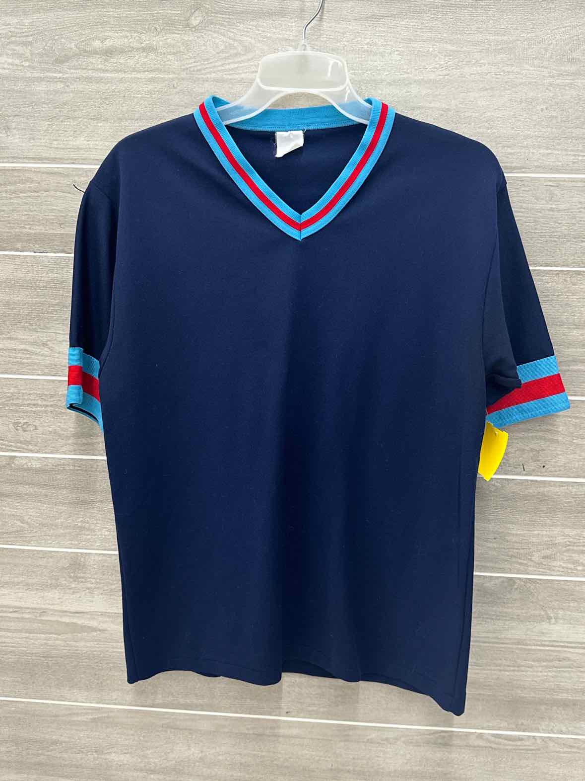 Mens Size L Mens Shirt