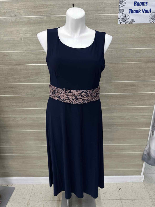 JH Evenings Navy Womens Size 16 Gown/Evening Wear