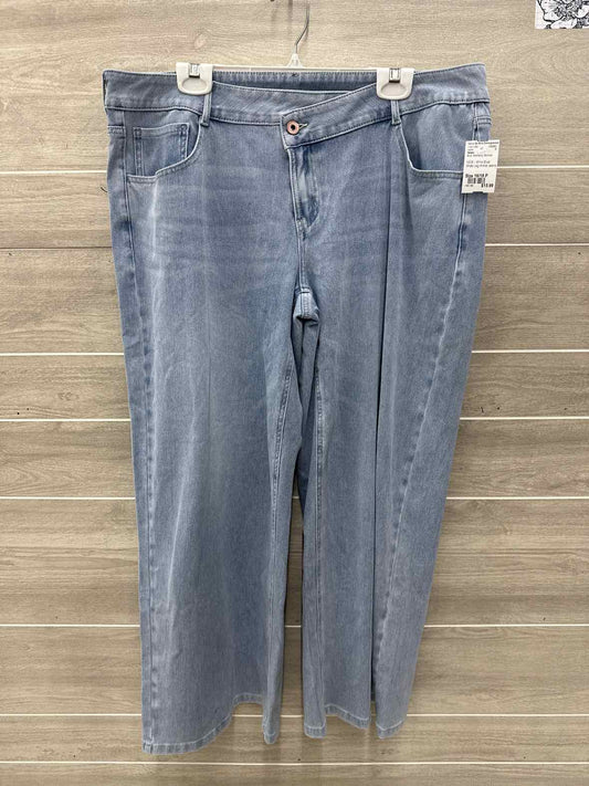 Halara Size 16/18 P Blue Womens Jeans