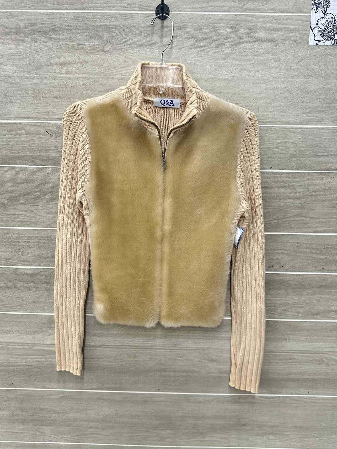 Size M Tan Womens Sweater
