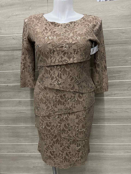 Ronni Nicole Size 10 Gold Womens Dress