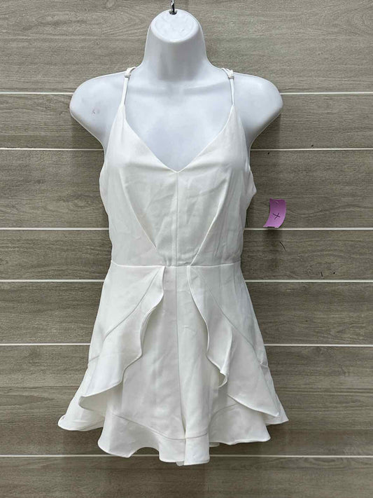 White Womens Size 4/6 Romper