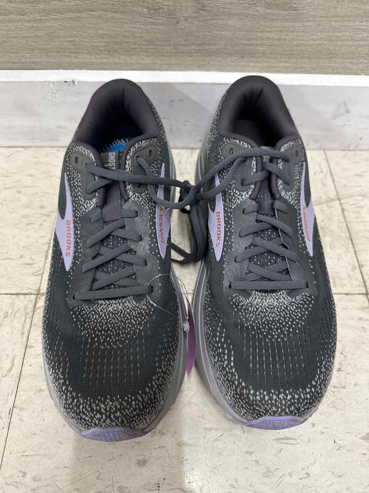 Brooks Gray Womens Size 11.5 Shoes/Footwear
