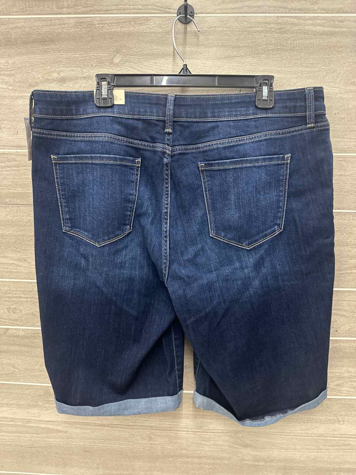 SJB Size 18 Blue Plus Shorts