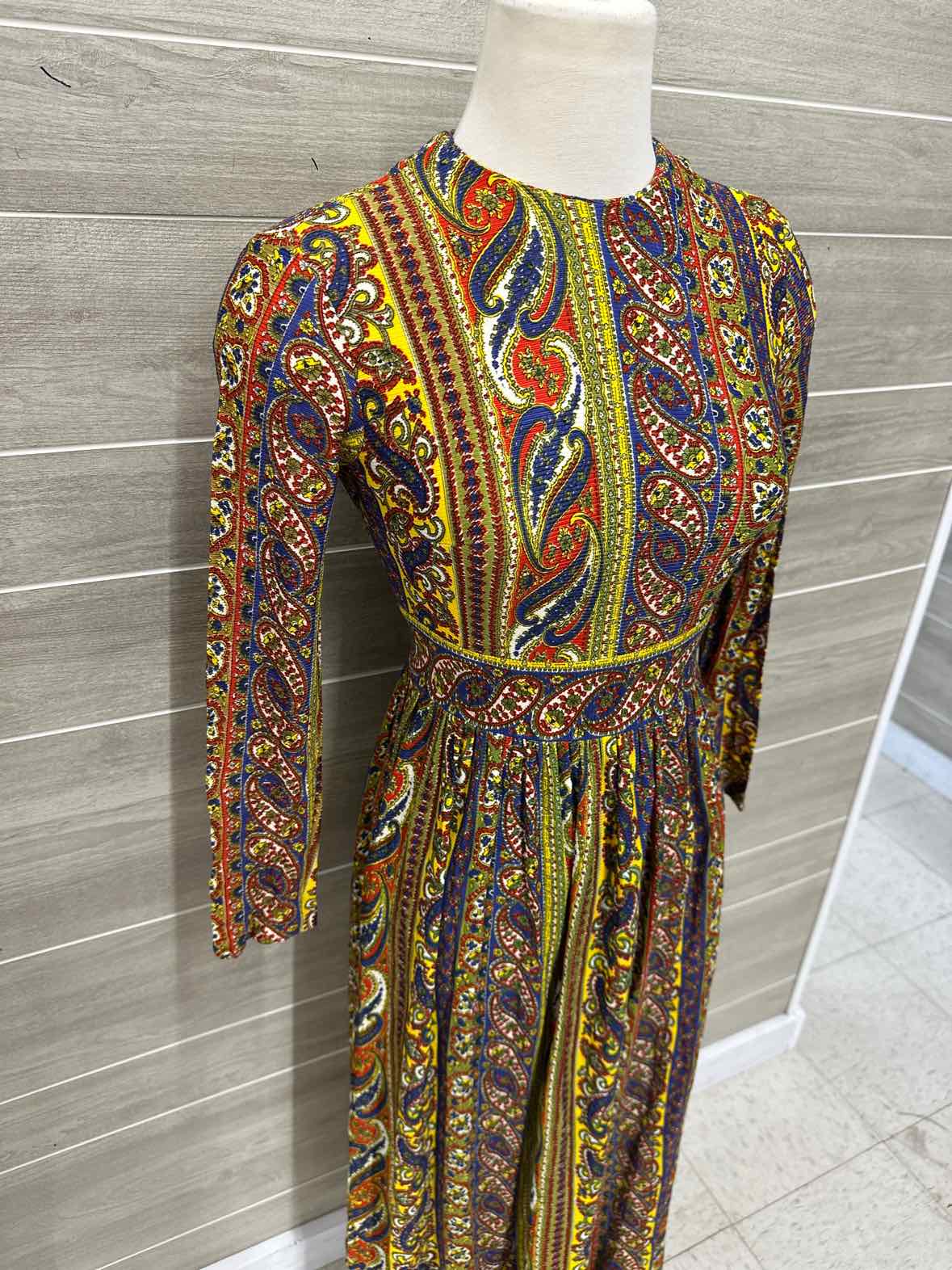 Size XS Multi-Color Womens Dress