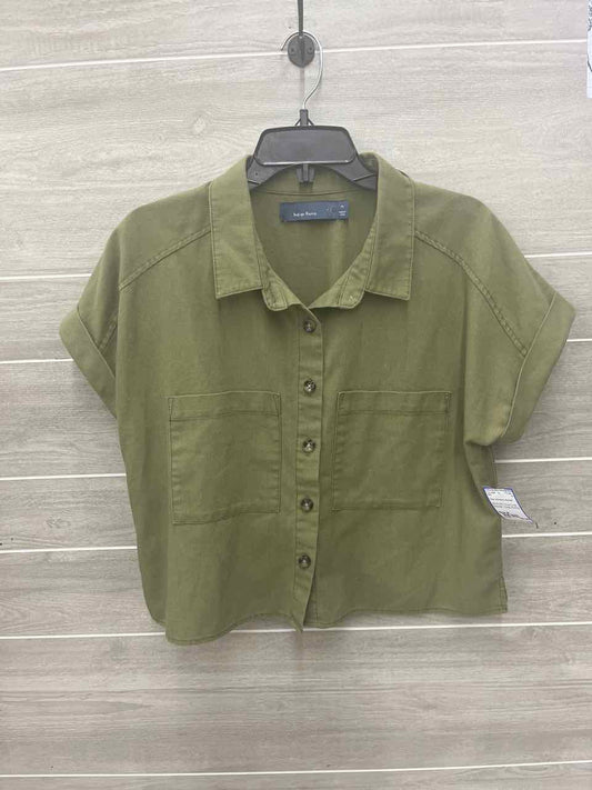 Size M Olive Womens Shirt