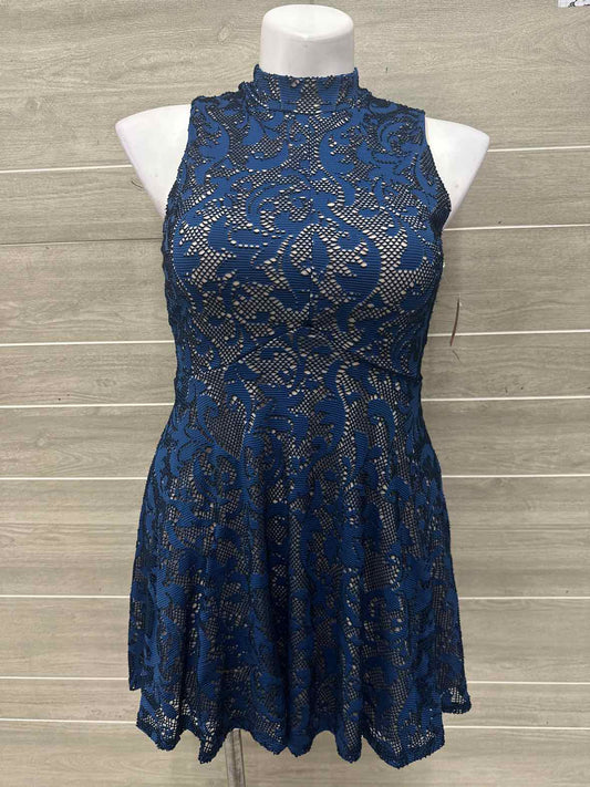 Bailey Blue Size 10/12 Blue Womens Dress