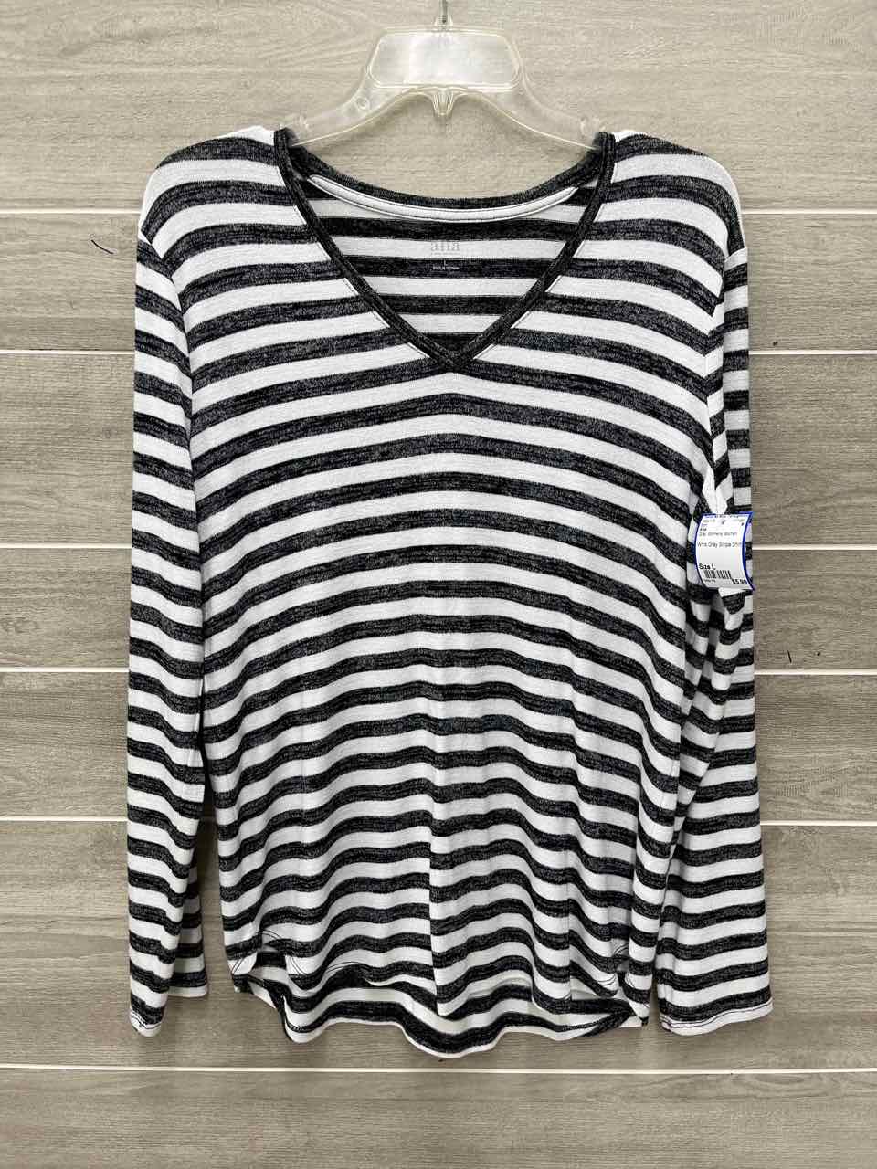 ANA Size L Gray Womens Shirt