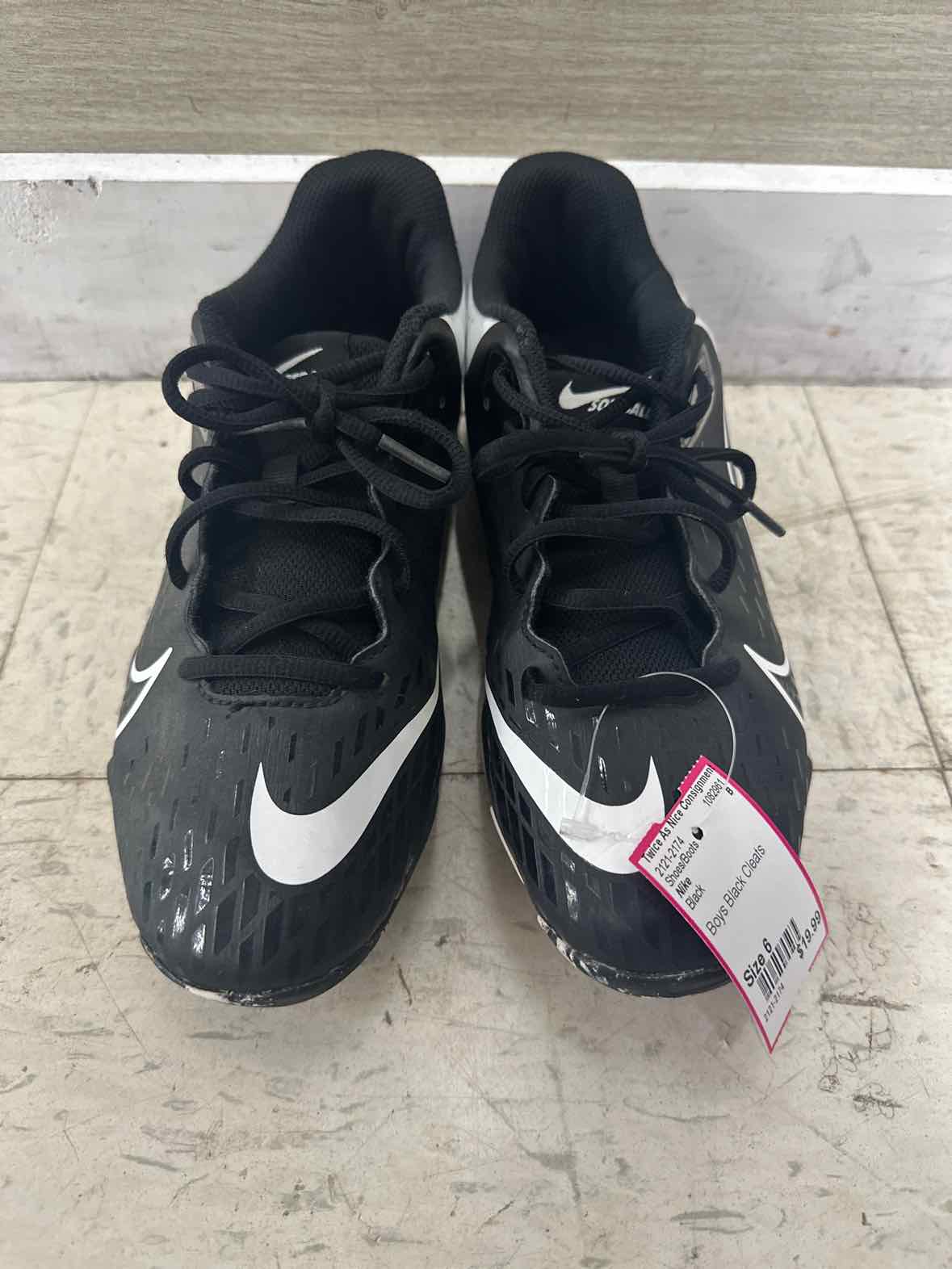 Nike Boys Size 6 Shoes/Boots