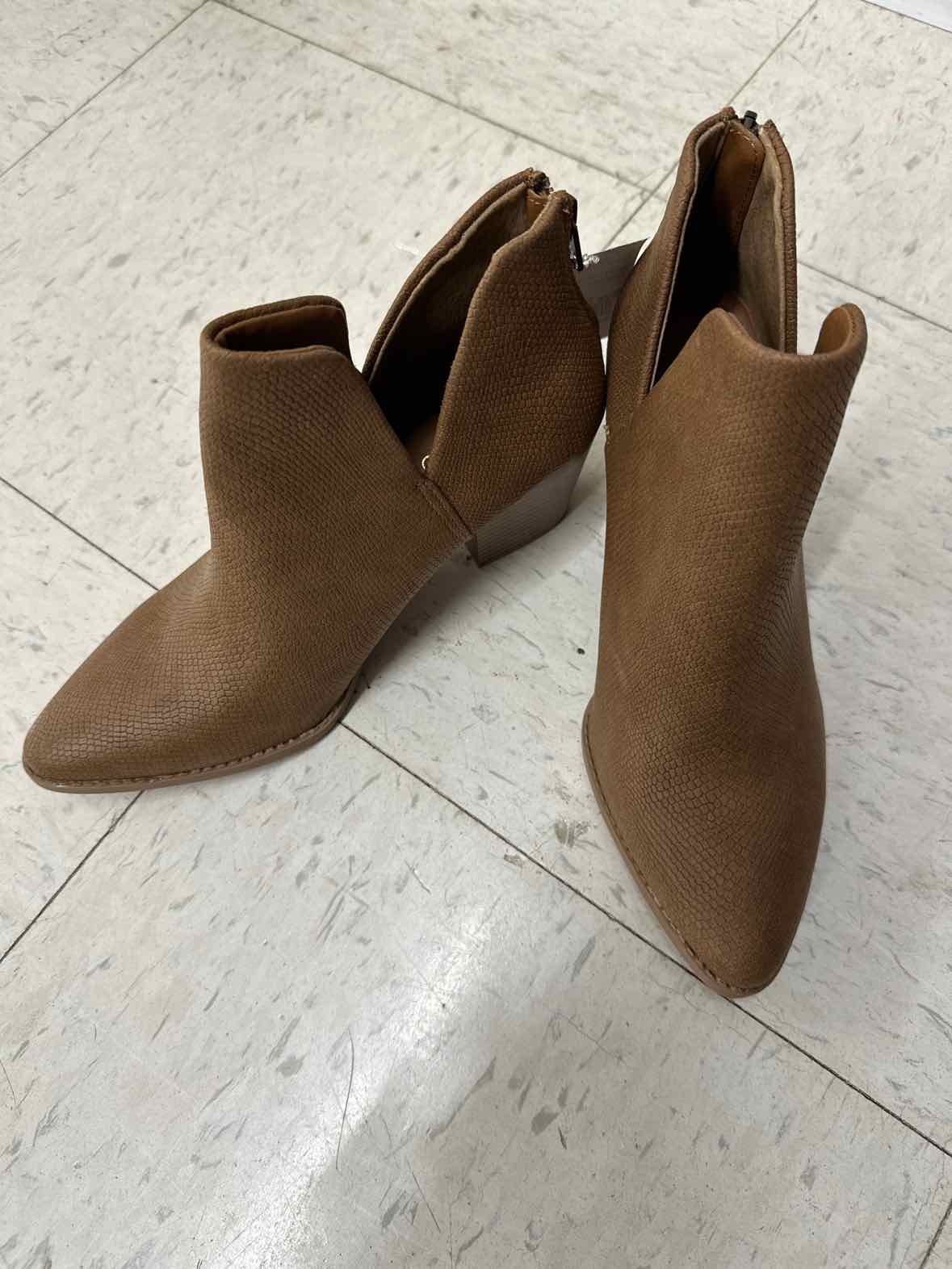 Sun + Stone US Shoe Size 7 Brown Womens Boots