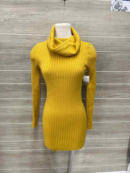Size 4/6 Mustard Womens Dress