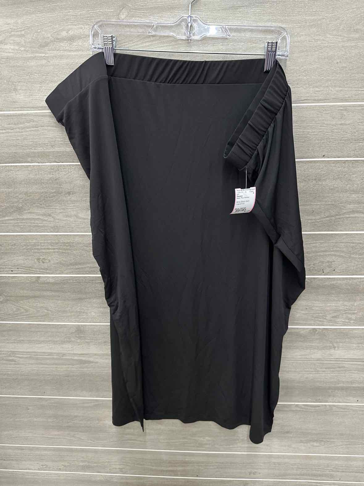 Roamans Size 30/32 Black Plus Skirt