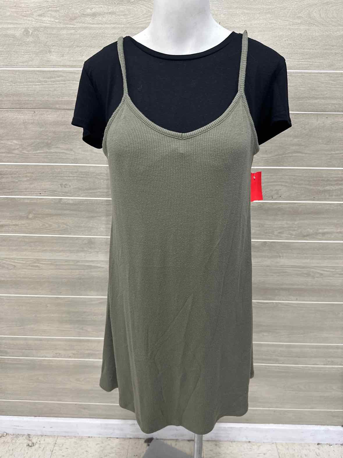 Arizona Size 8/10 Olive Womens Dress