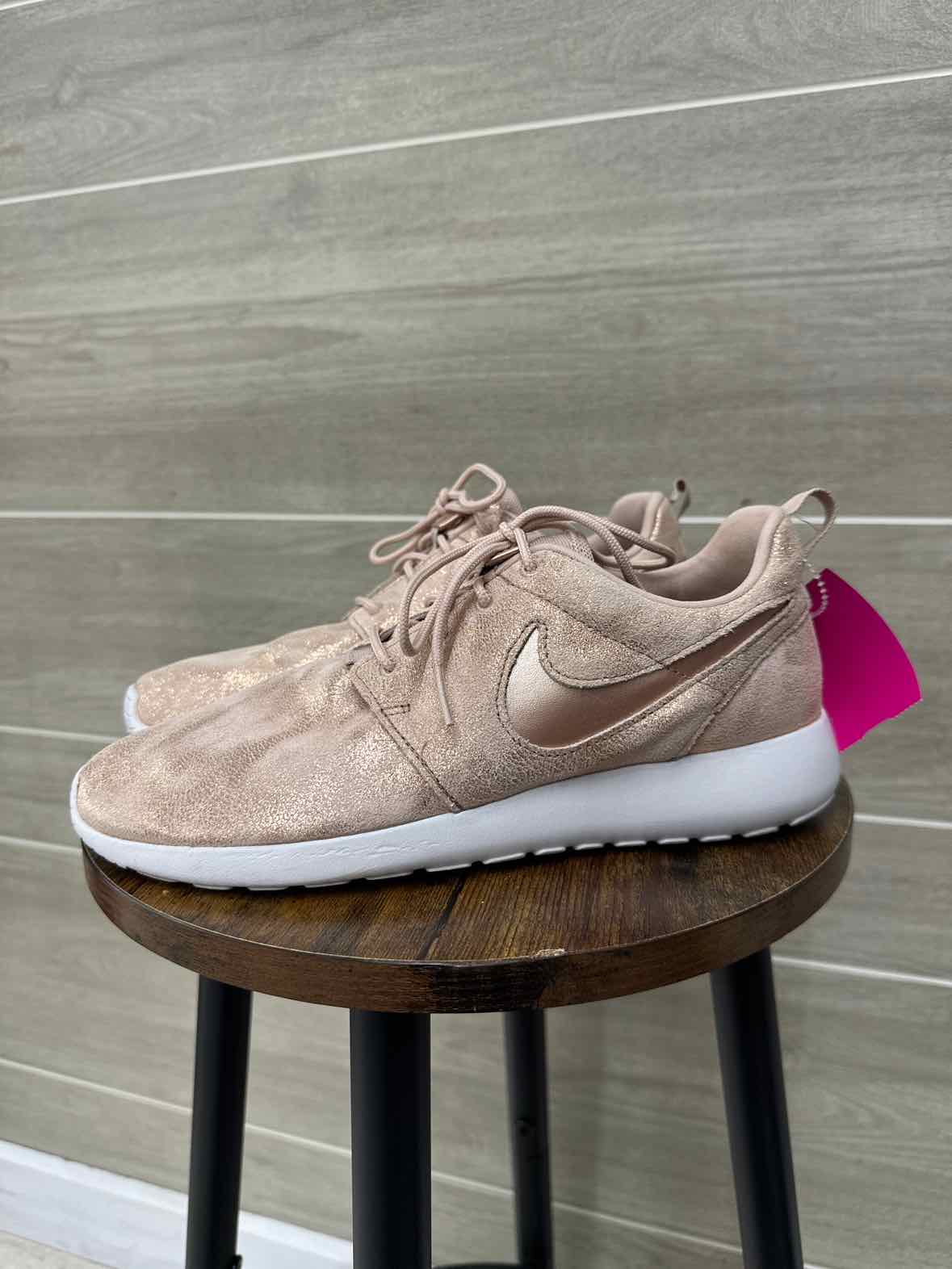 Nike US Shoe Size 7.5 Pink Womens Shoes/Footwear