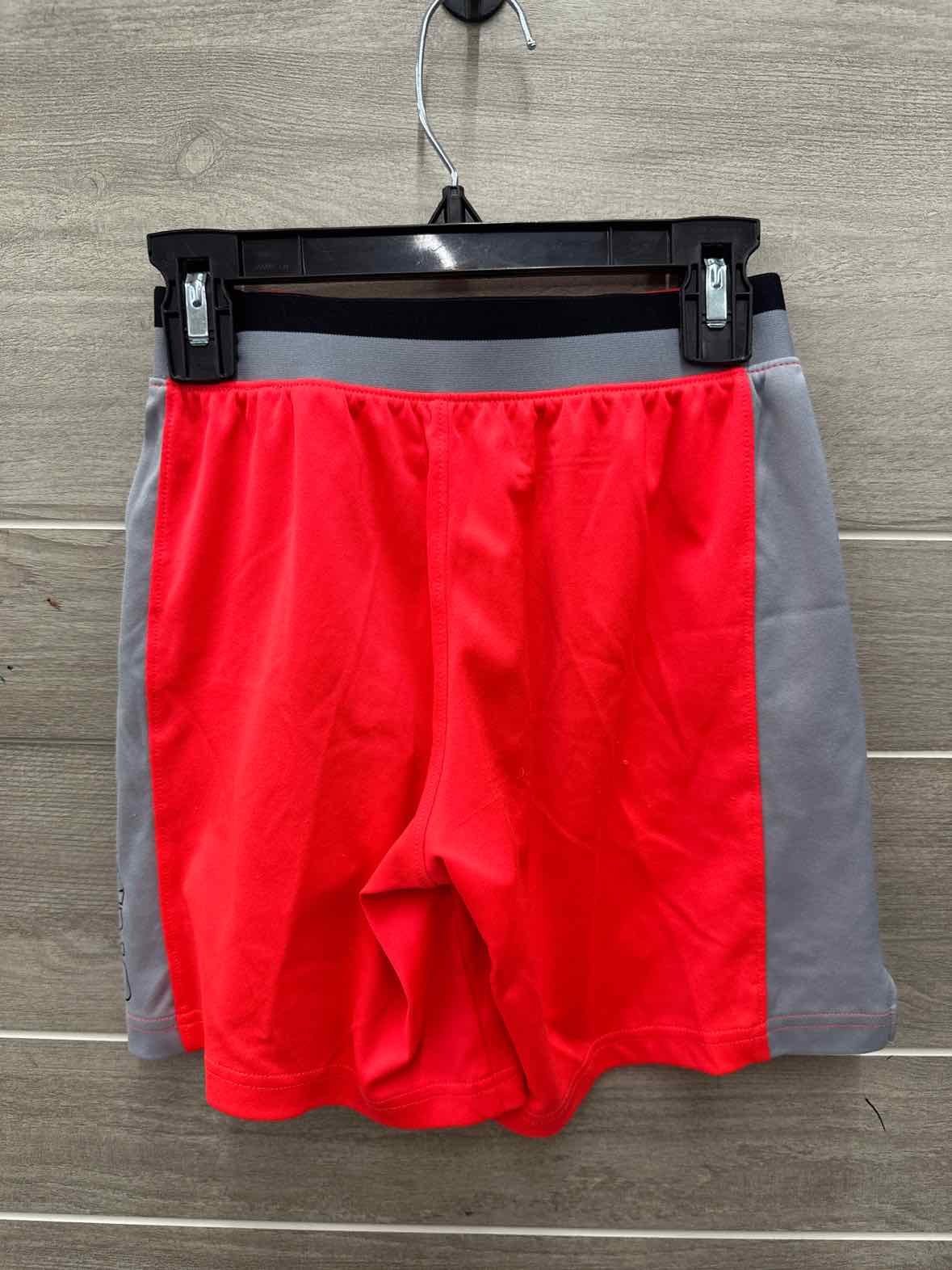 Under Armour Boys Size 5/6 Shorts