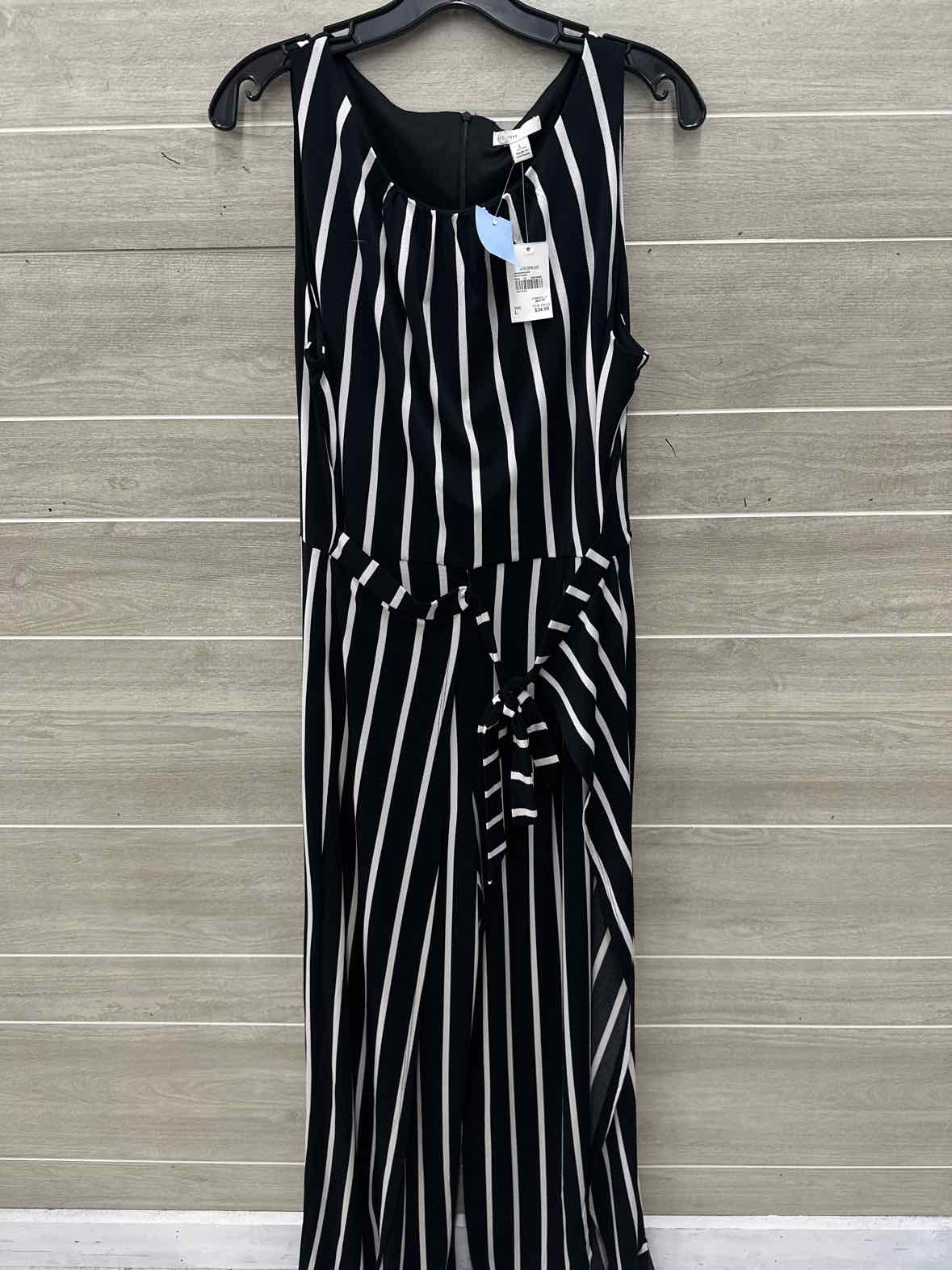 Dressbarn Size 10/12 Black Womens Jumper