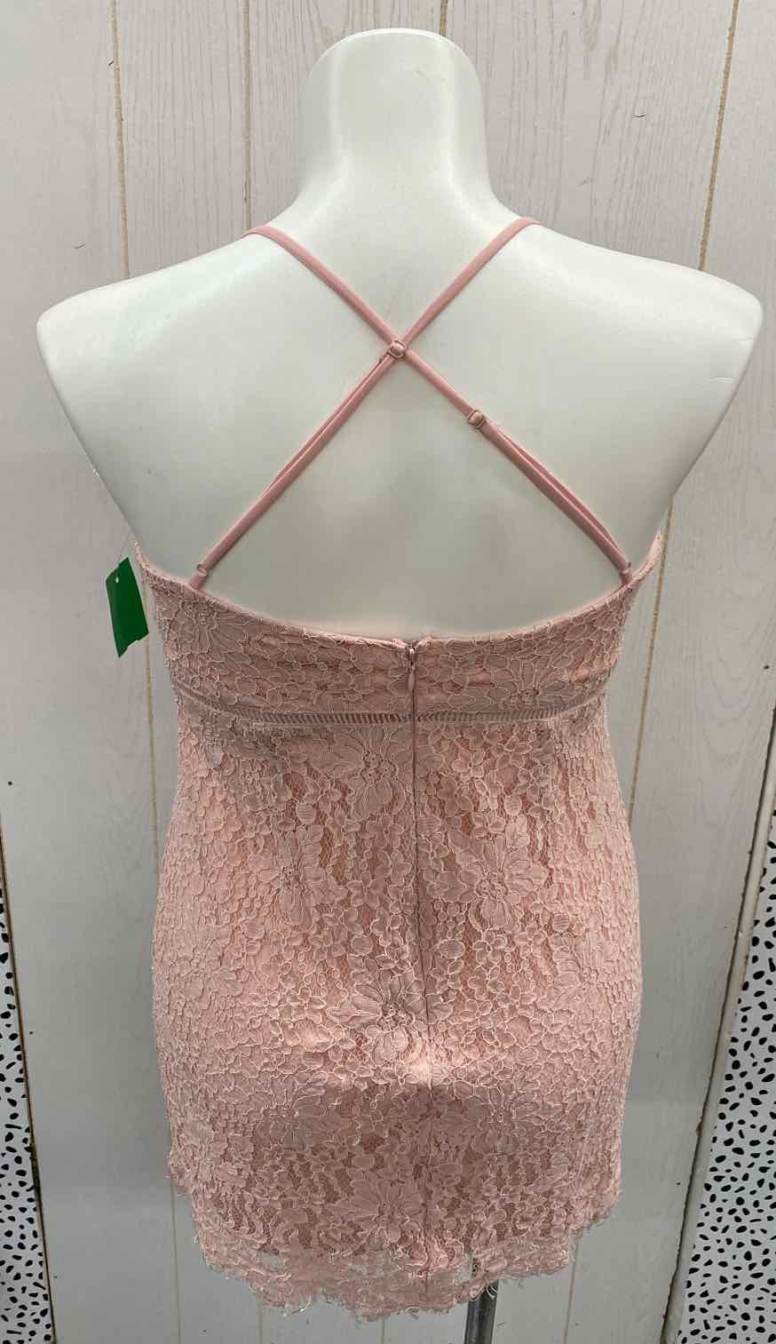 Soprano Pink Womens Size 14 Dress