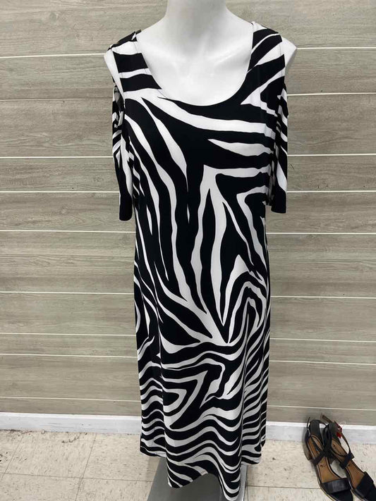 Chico's Size 8/10 Black Womens Dress