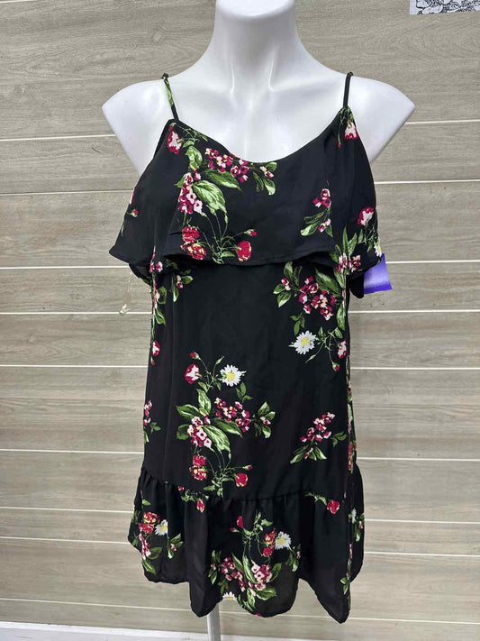 Almost Famous Size 6/8 Black Womens Dress