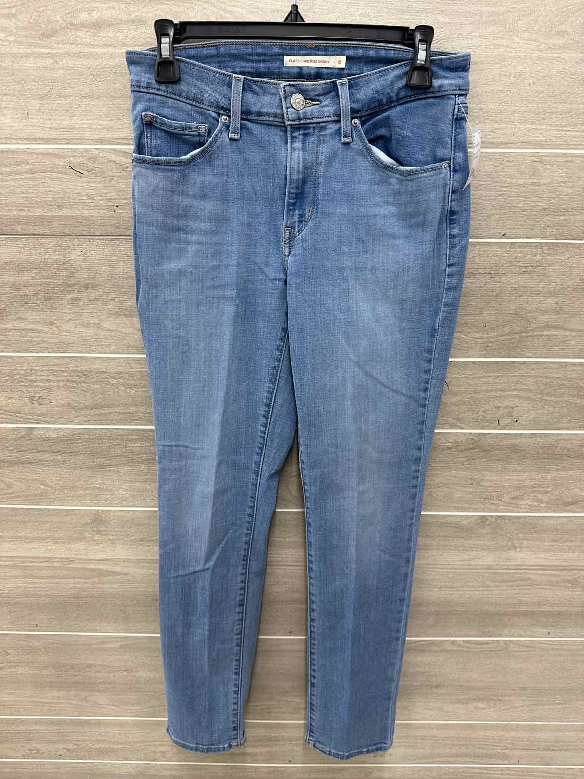 Levis Size 6 Blue Womens Jeans