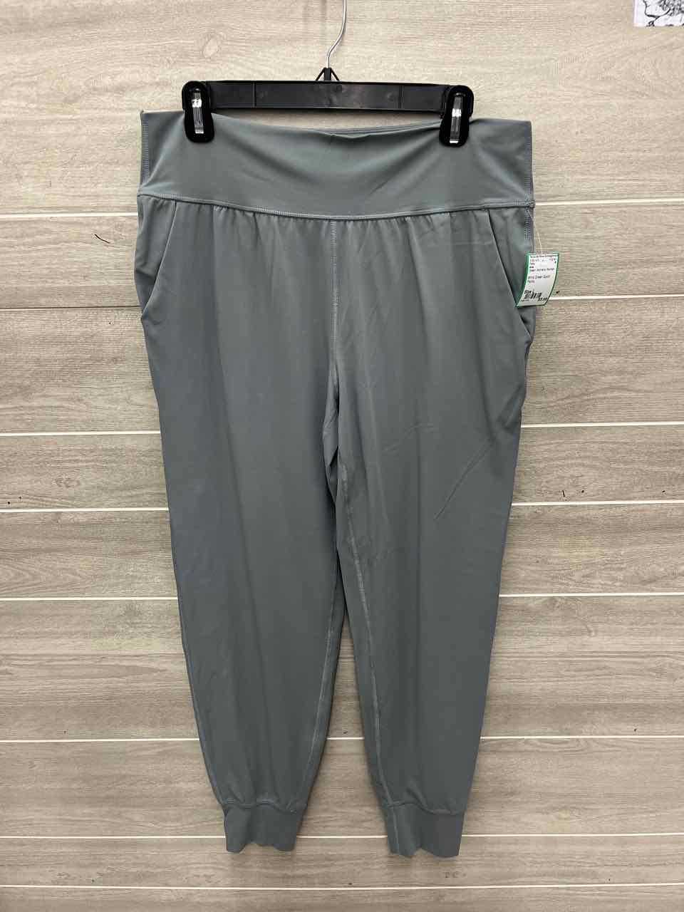 Avia Size L Green Womens Pants