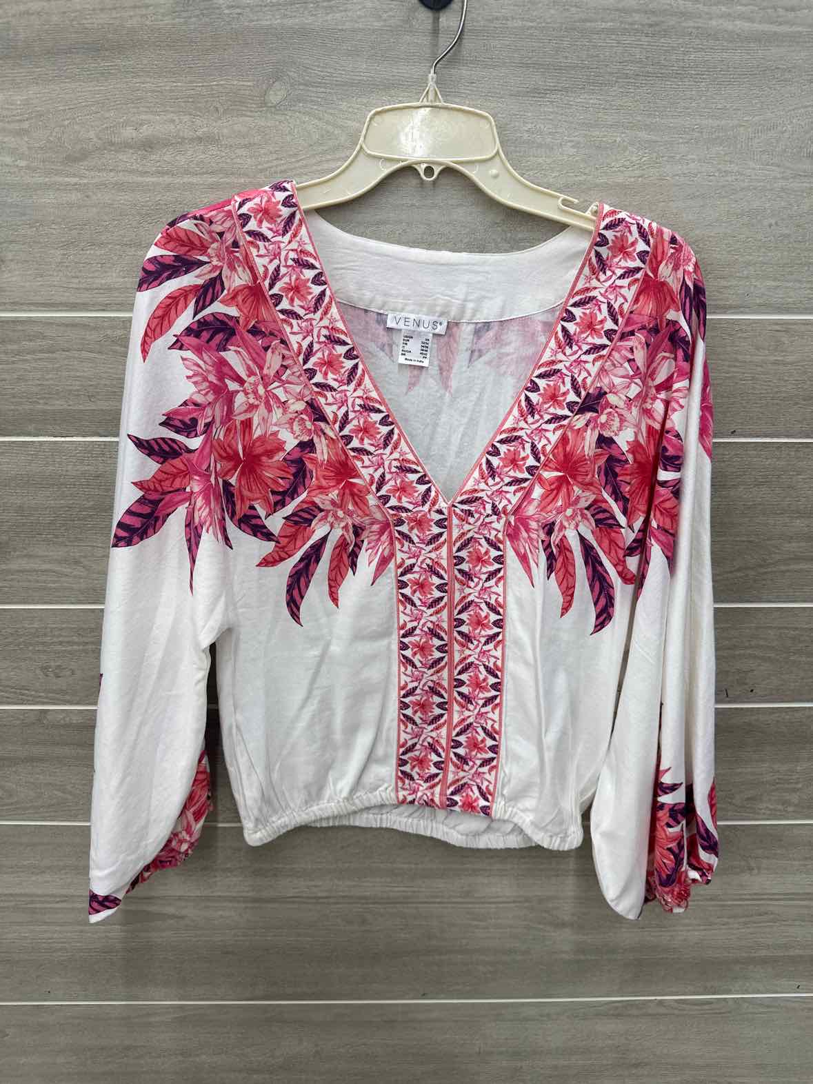 Venus White Womens Size XS Shirt