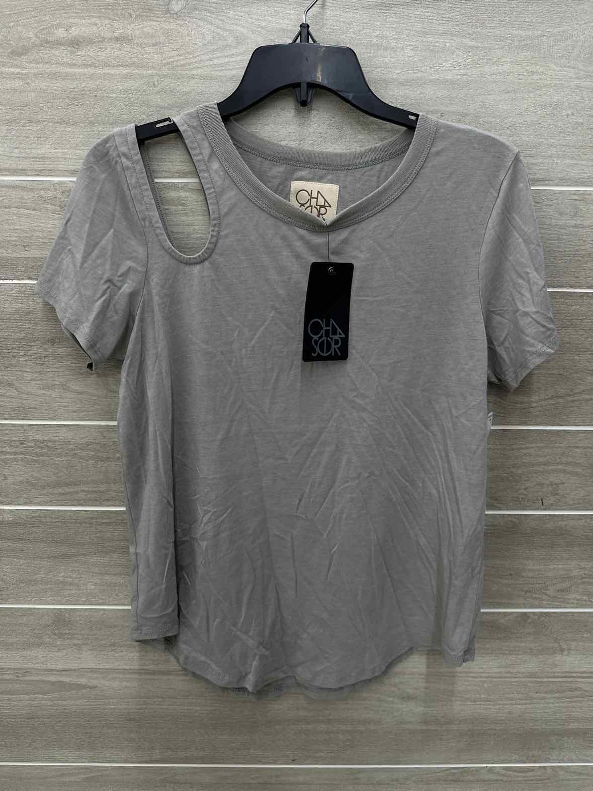 Chaser Gray Womens Size M Shirt