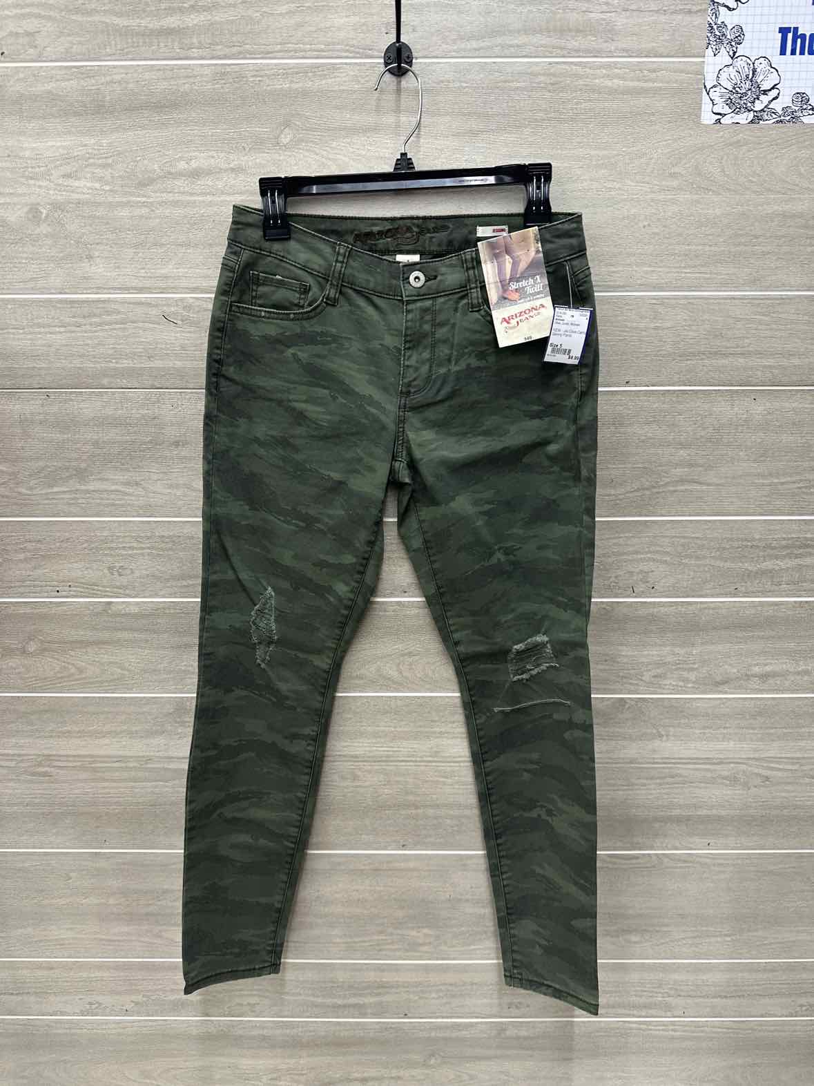 Arizona Size 5 Olive Junior Pants