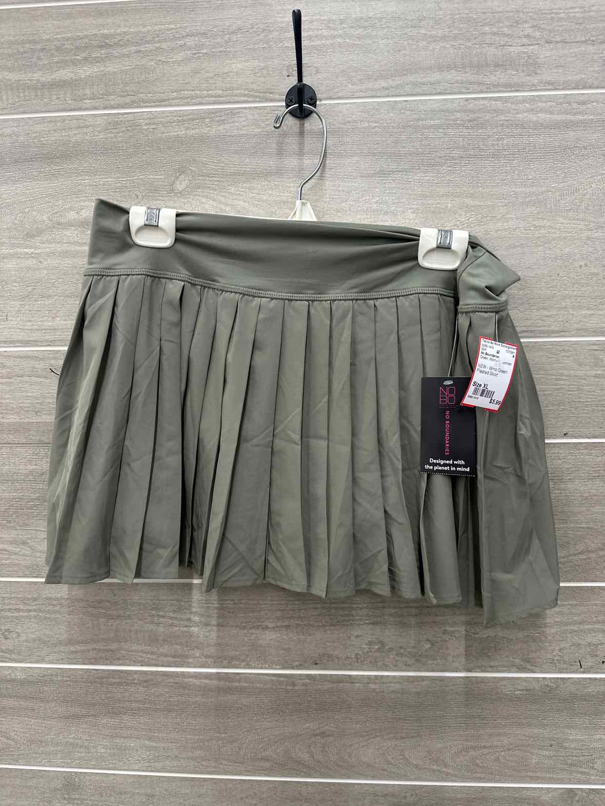 No Boundaries Size XL Green Womens Skirt