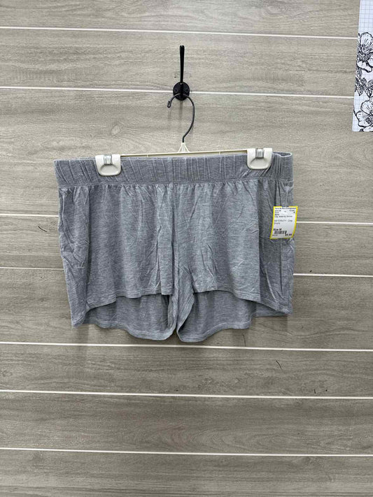 Aglow Size M Gray Maternity Shorts