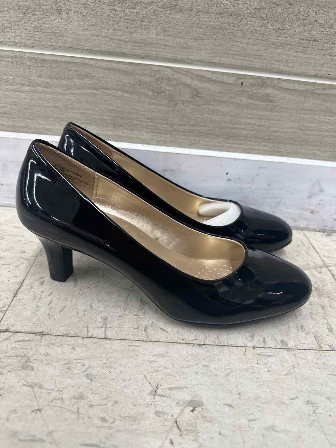 East Fifth US Shoe Size 8.5 Black Womens Shoes/Footwear